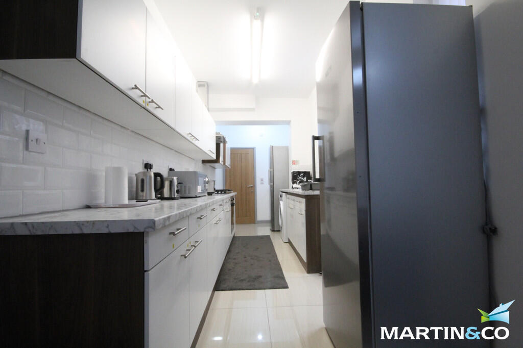 Additional image 8 of Park Road, Bearwood, B67