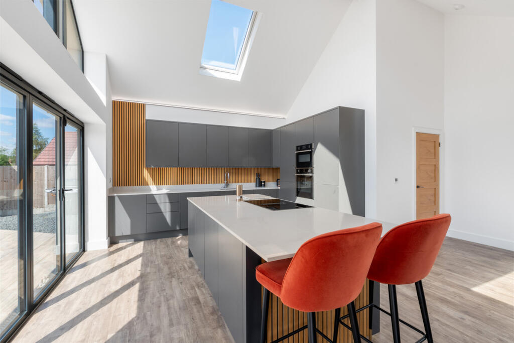 Additional image 8 of Haye Lane, Mappleborough Green, B80