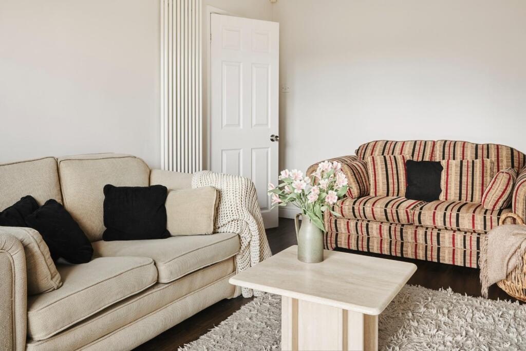 Additional image 6 of Hawthorn Crescent, Baildon,