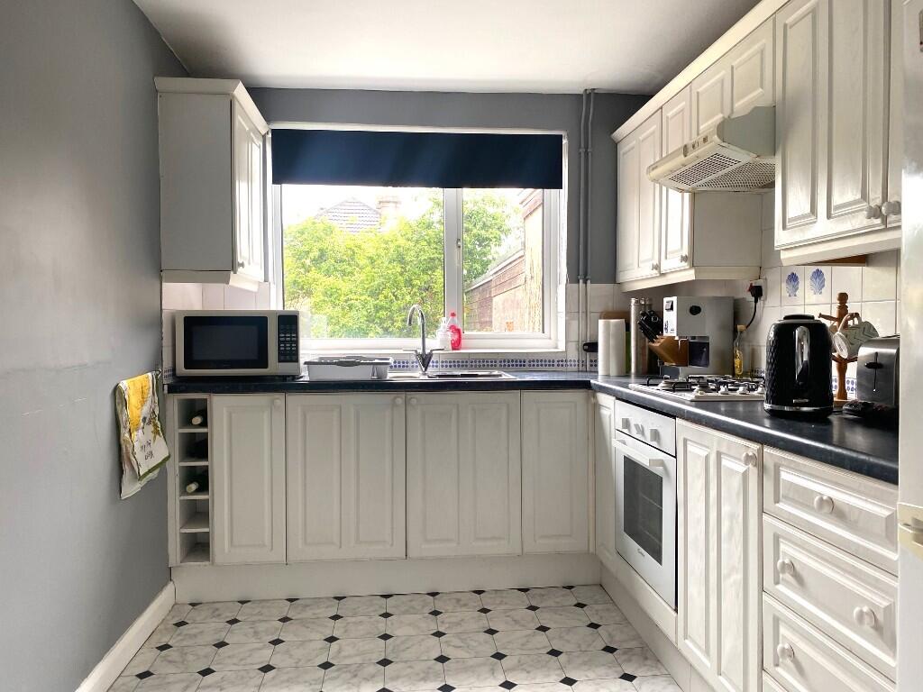 Additional image 4 of West Avenue, Bath, Somerset, BA2