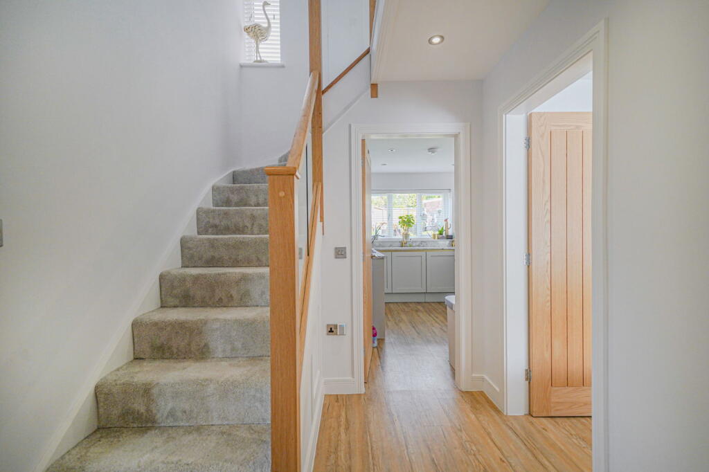 Additional image 21 of Peterbrook Road, Shirley