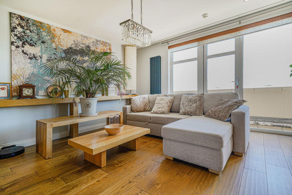 Additional image 13 of Waters Edge, Dickens Heath, Solihull, B90 1UE