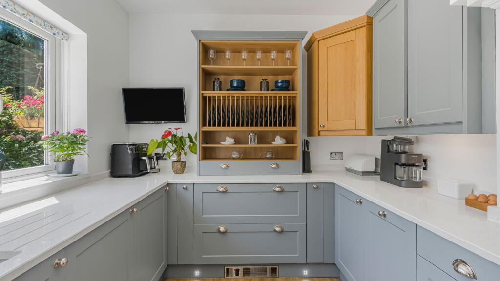 Additional image 4 of Penns Lane, Sutton Coldfield, B72 1BL