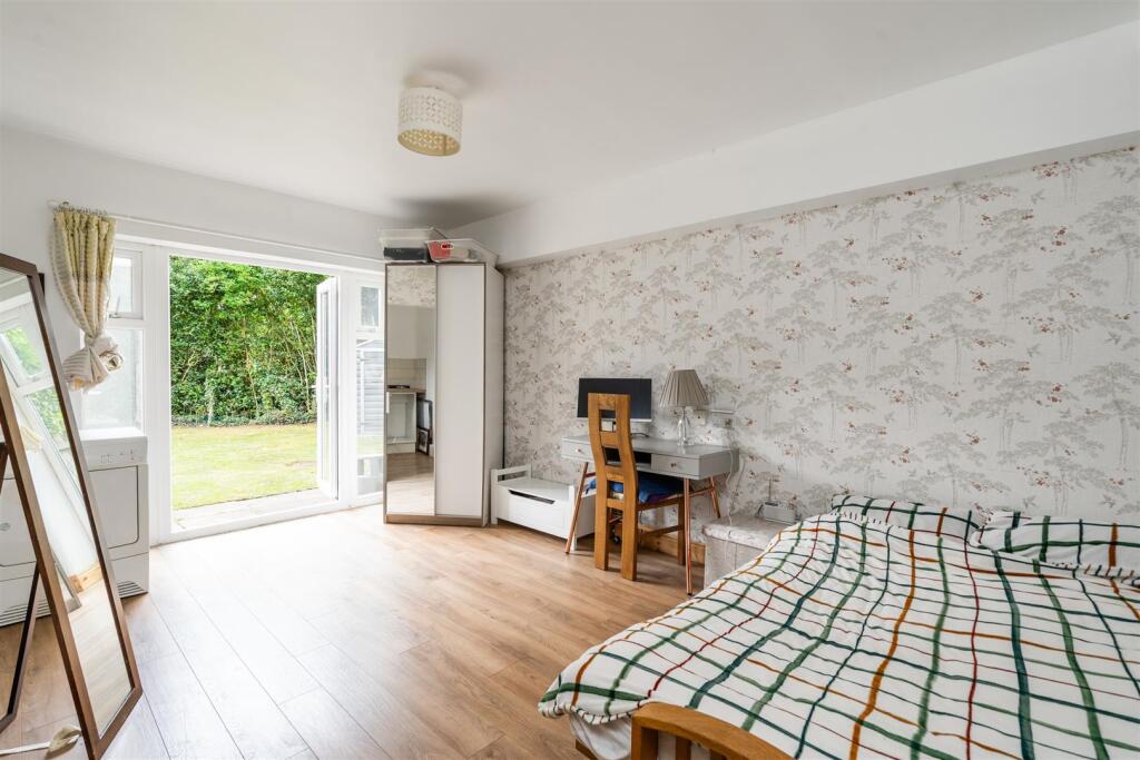 Additional image 4 of Oakland Close, Solihull