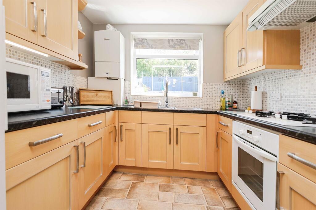 Additional image 4 of Barnford Crescent, Oldbury