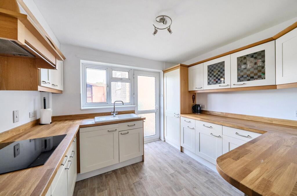 Additional image 2 of Southgate Drive, Wincanton, Somerset, BA9