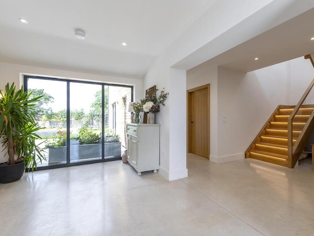 Additional image 19 of Blackford