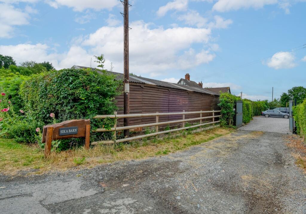 Additional image 34 of Droitwich Road, Bradley Green, B96