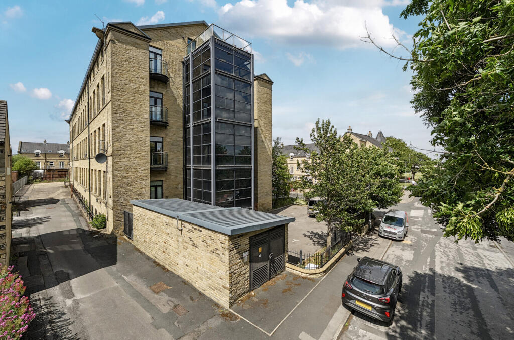 Additional image 2 of Cavendish Court, Drighlington, Bradford, West Yorkshire, BD11