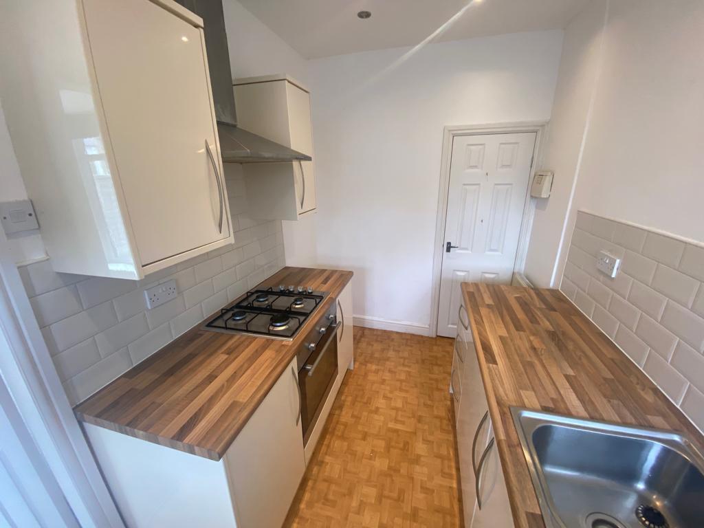 Additional image 9 of Bradford Road, Birkenshaw