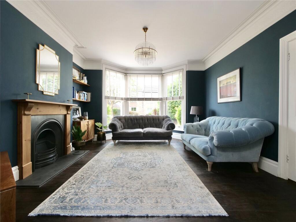 Additional image 4 of Byron House, Wells – A Refined Victorian Residence