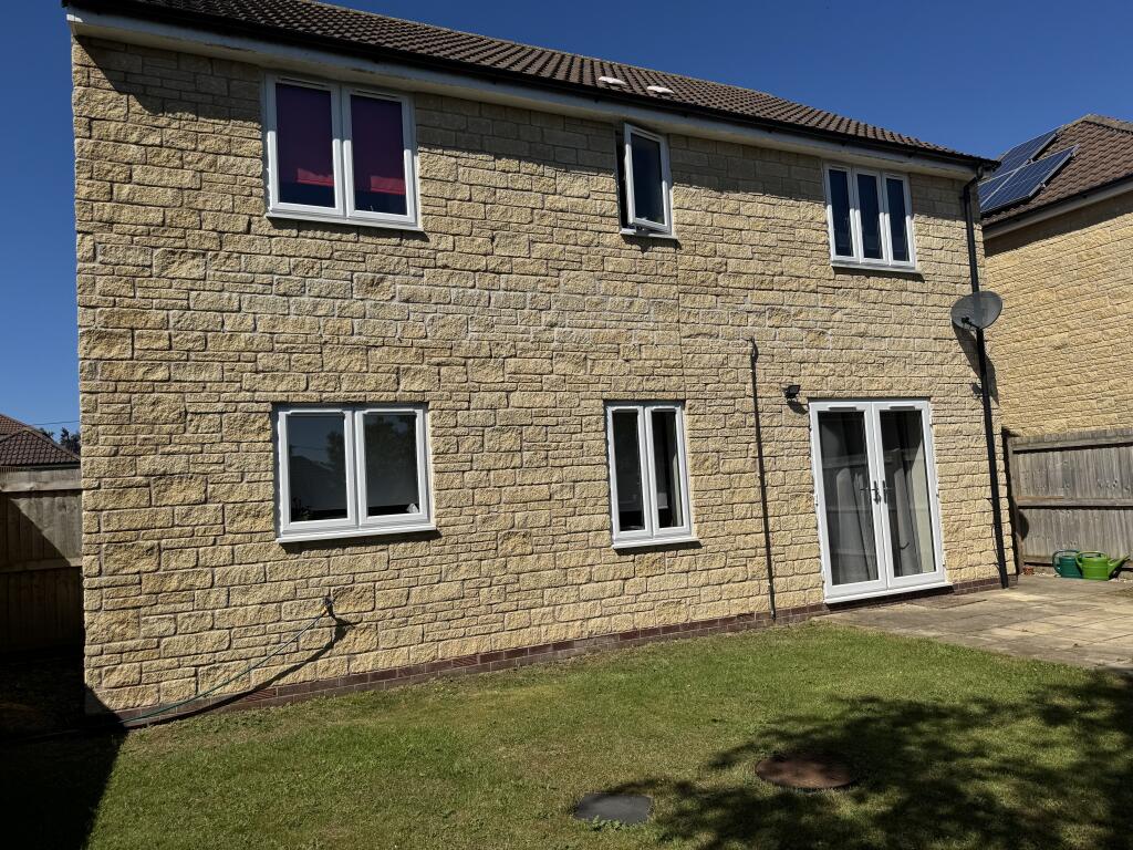 Additional image 12 of 15 Collingham Close, Templecombe, Somerset, BA8