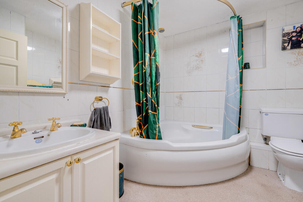 Additional image 15 of Cross Lane, Birkenshaw