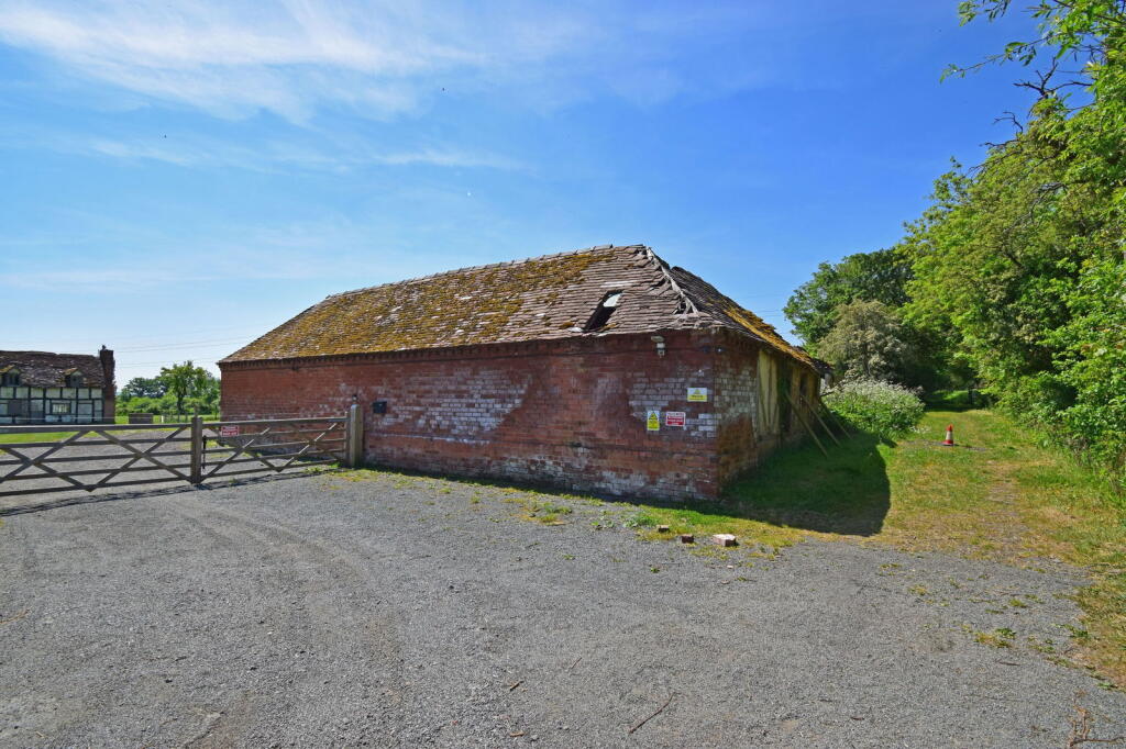Additional image 10 of Fosters Green Cottage & Barn, Fosters Green, Lower Bentley, B60 4HY