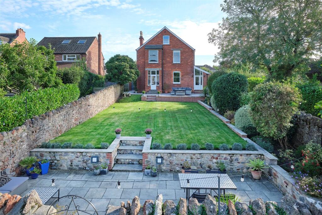 Additional image 2 of Byron House, Wells – A Refined Victorian Residence