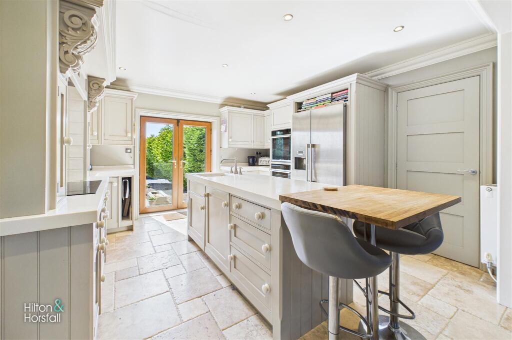 Additional image 5 of West Springfield, Castle Road, Colne