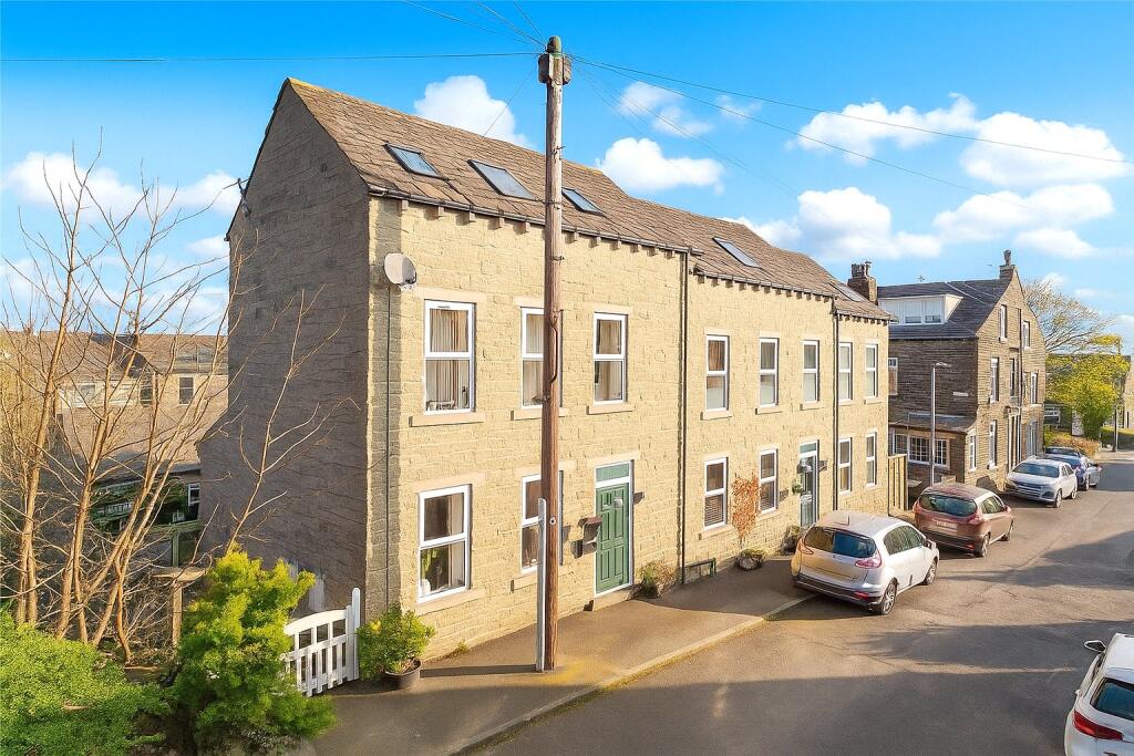 Smith Street, Cottingley, Bingley, West Yorkshire, BD16