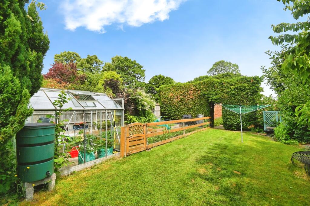 Additional image 16 of Aldin Close, Bonehill, Tamworth