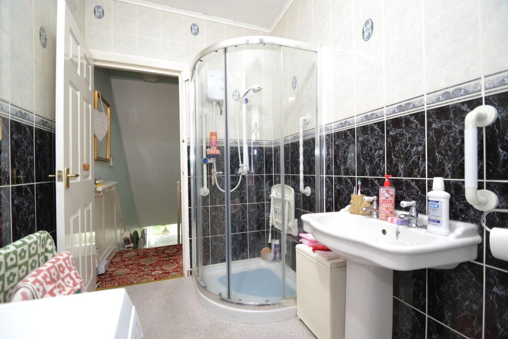 Additional image 11 of Albert Avenue, Idle,