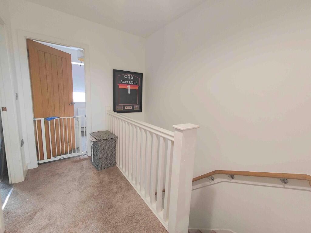 Additional image 14 of 11 Delf Hill Close, Low Moor, BD12 0AJ