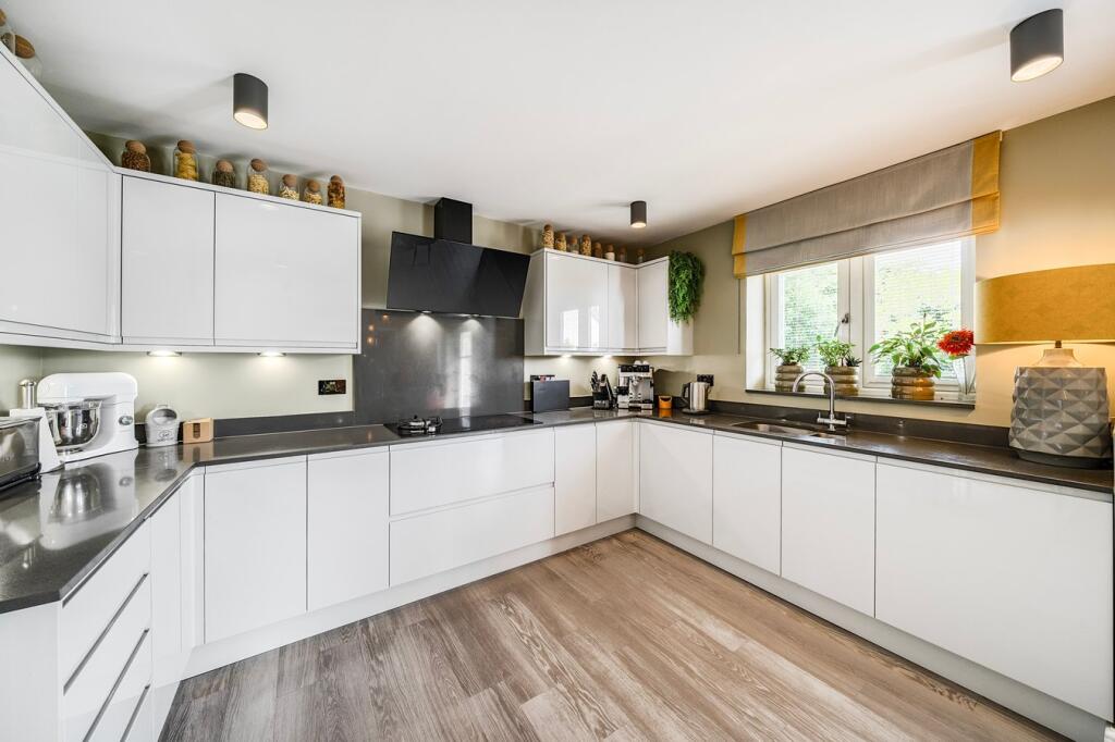 Additional image 8 of Youngs Court, Westbury, BA13