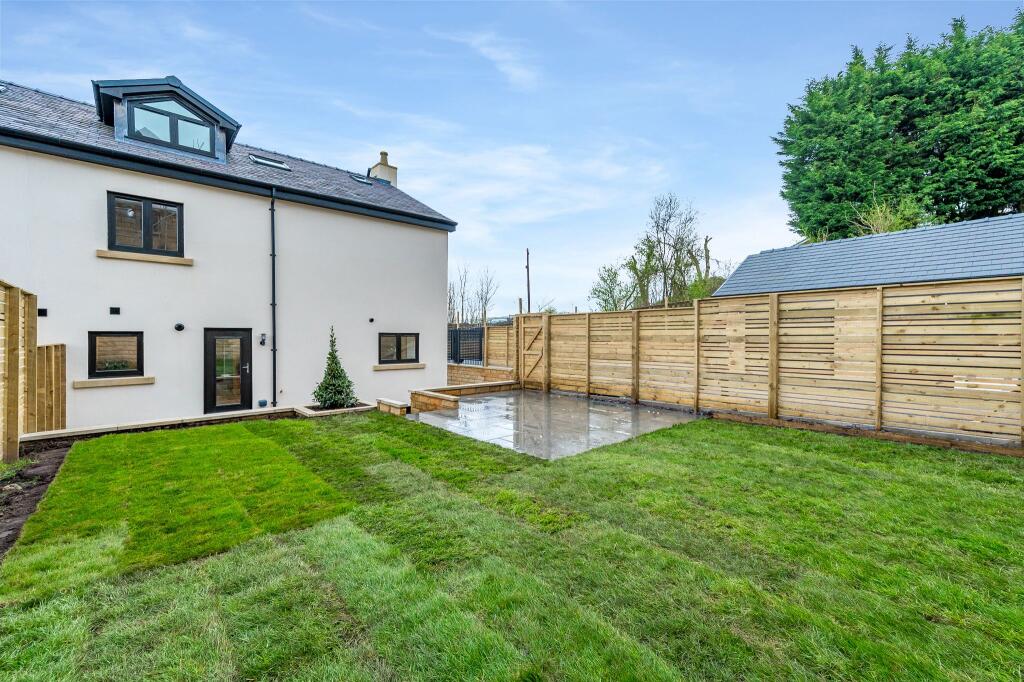 Additional image 31 of Holcombe Road, Helmshore