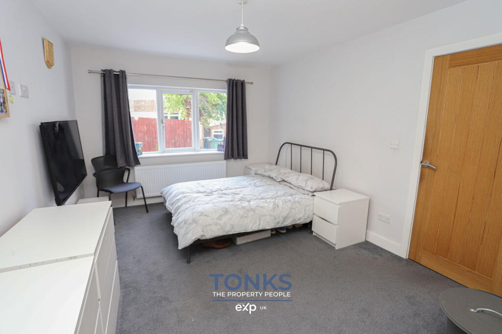 Additional image 15 of Merton Close, Oldbury, B68 8NG