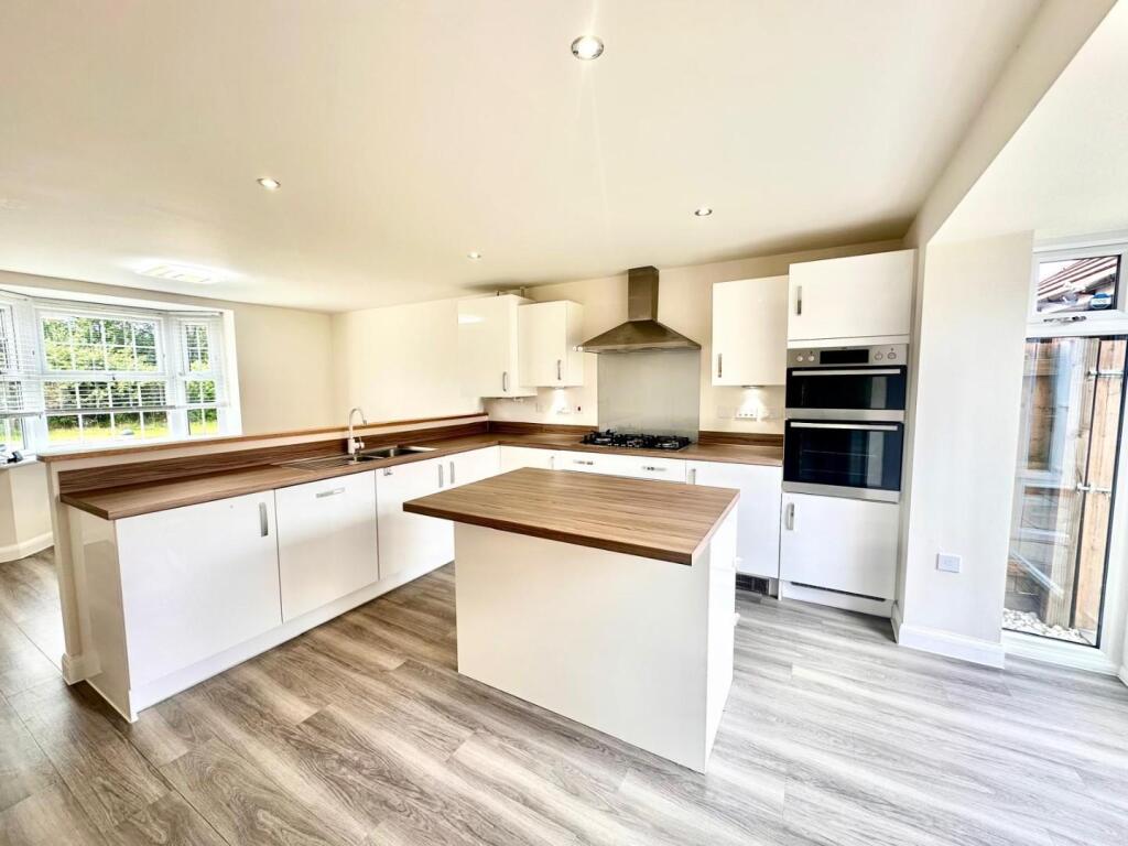 Additional image 7 of Lucas Place, Tamworth