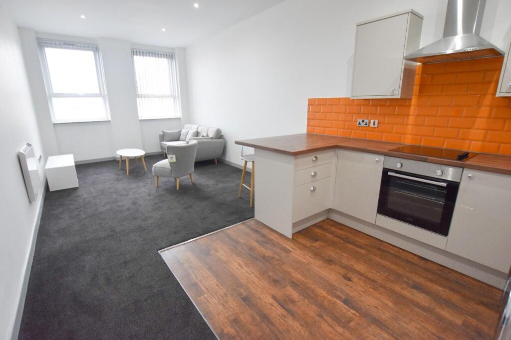 Additional image 3 of 114 High Street, Blackburn