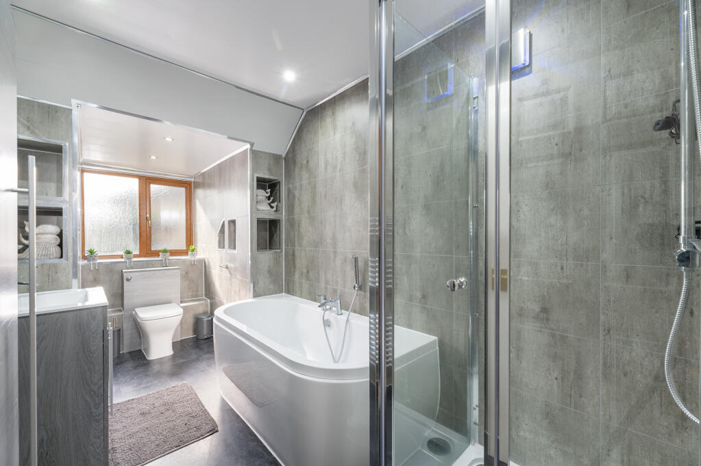 Additional image 11 of Lodge Gate Close, Denholme, West Yorkshire, BD13