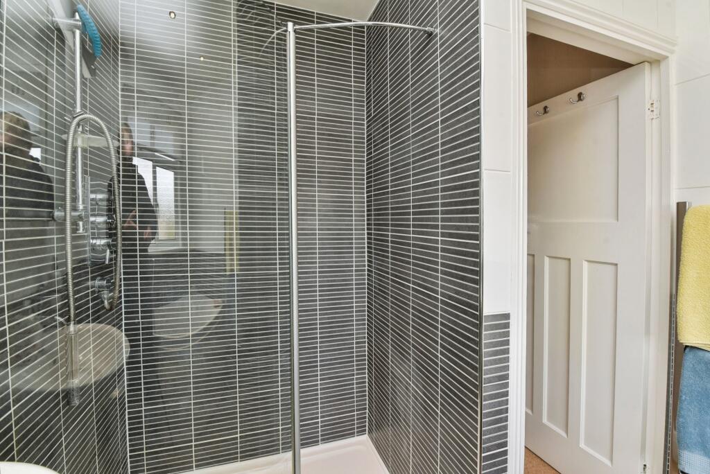 Additional image 11 of Clarendon Avenue, Trowbridge, BA14