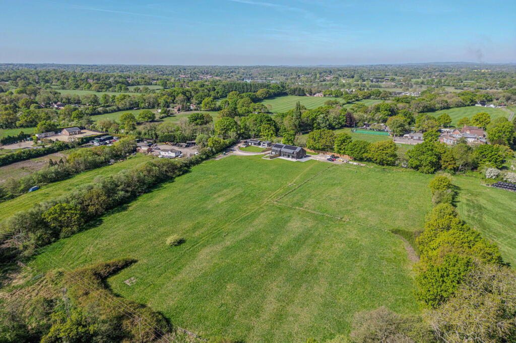 Additional image 32 of Green Gate Barns, Earlswood, Solihull - Additional Land available to purchase over 2 acres (price on application)