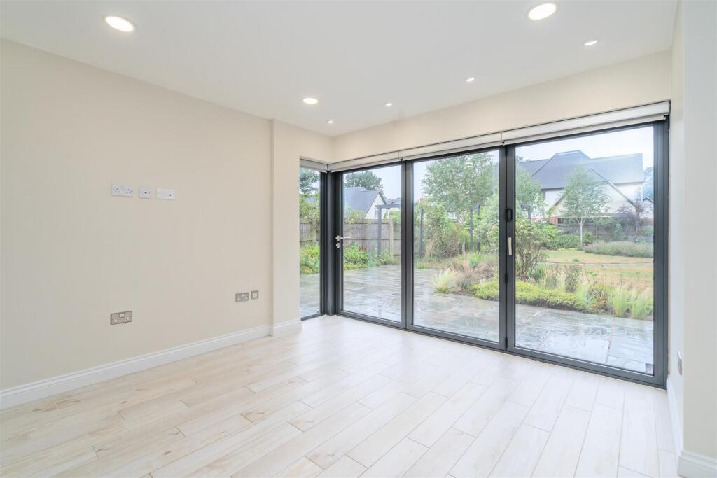 Additional image 4 of Alderbrook Road, Solihull