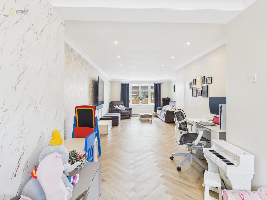 Additional image 6 of Hampton Close, Perrycrofts