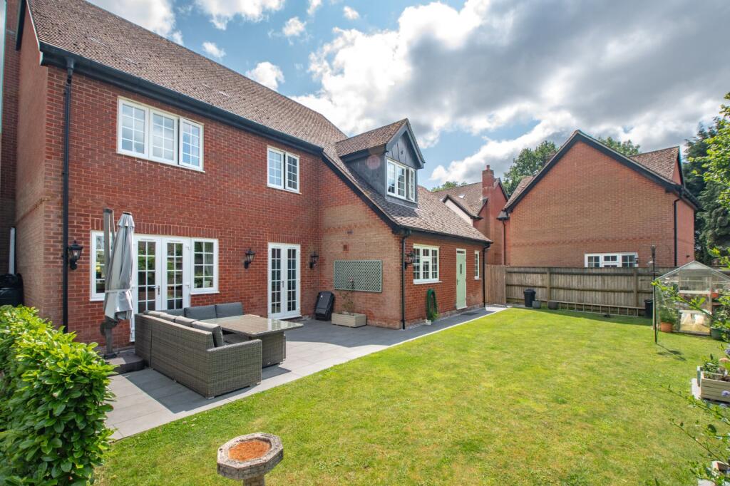 Additional image 24 of Foxtail Place, Catshill, Bromsgrove, Worcestershire, B61