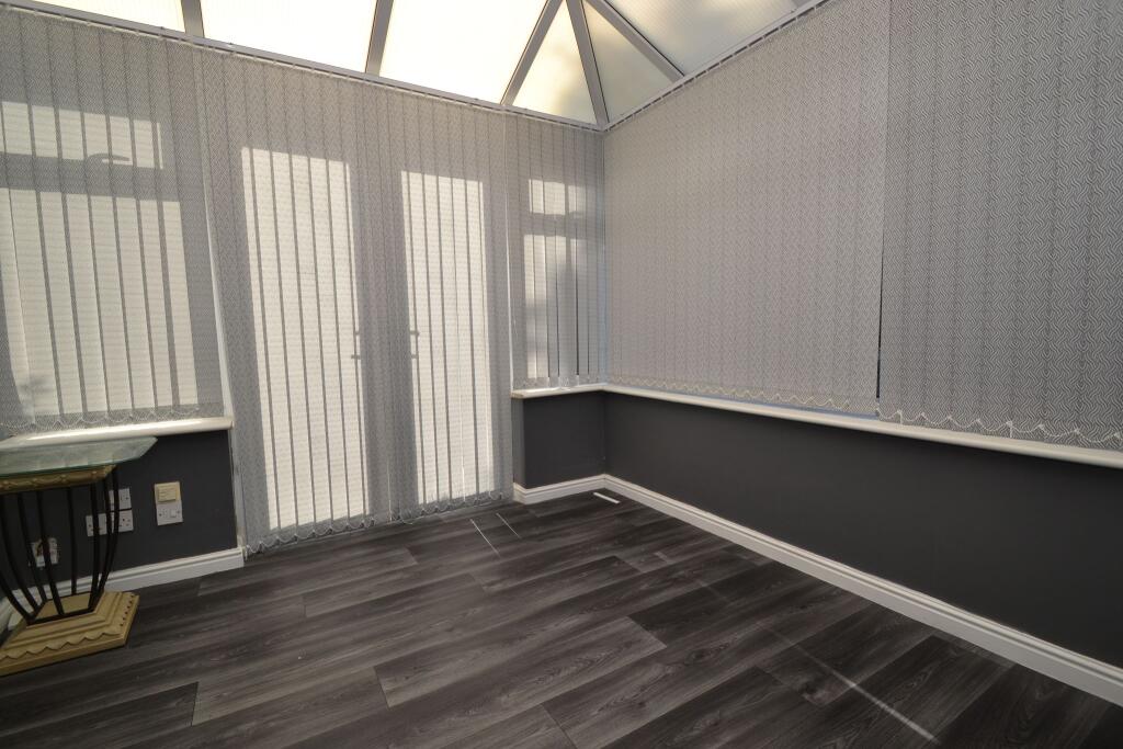 Additional image 5 of Glenside Road, Windhill,