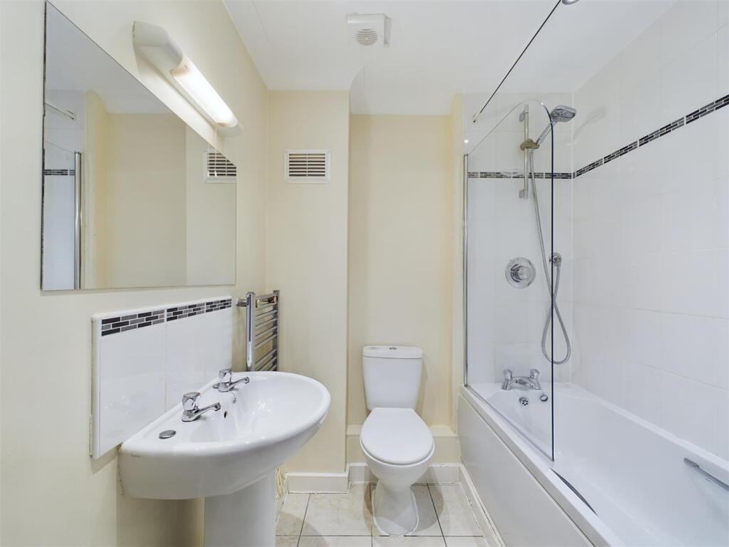 Additional image 7 of 6 Monkspath Hall Road Solihull B91 3DN