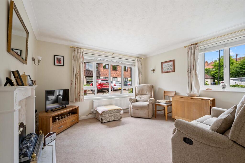 Additional image 5 of Chestnut Walk, Henley-In-Arden