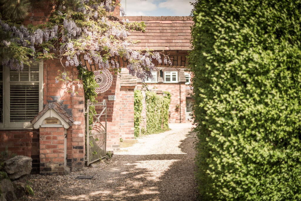 Additional image 4 of Coles Lane, Sutton Coldfield, B72 1NL