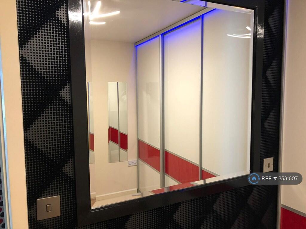 Additional image 9 of Leeds Road, Bradford, BD1