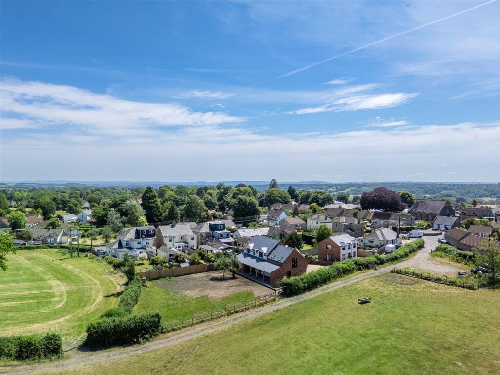 Additional image 31 of Impressive New Home in Holcombe –  Late Summer Completion