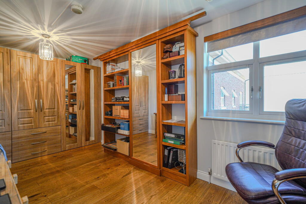 Additional image 9 of Waters Edge, Dickens Heath, Solihull, B90 1UE