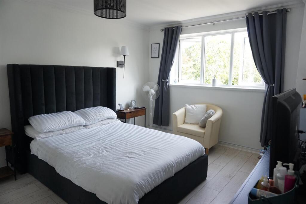 Additional image 9 of Longdon Close, Redditch