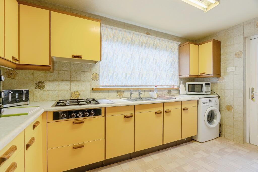 Additional image 8 of Hill Crest Avenue, Burnley, Lancashire, BB10