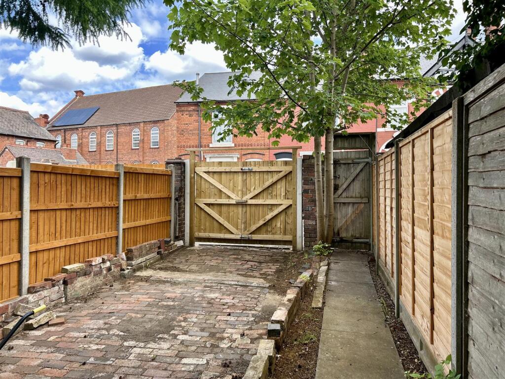 Additional image 18 of Halesowen Road, Cradley Heath