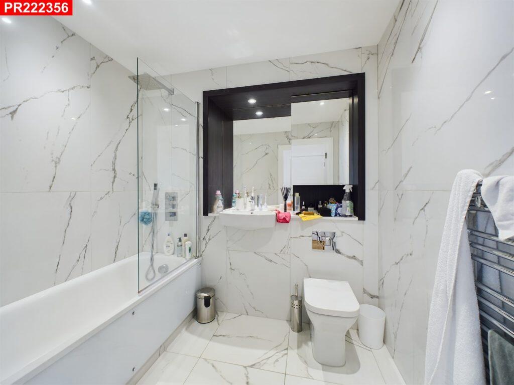 Additional image 4 of Hurst Street, Birmingham, B5 6AW – 1 Bedroom Flat