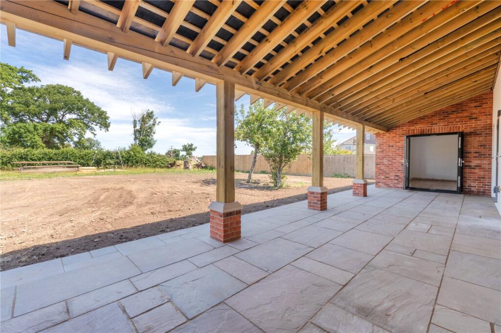 Additional image 38 of Impressive New Home in Holcombe –  Late Summer Completion