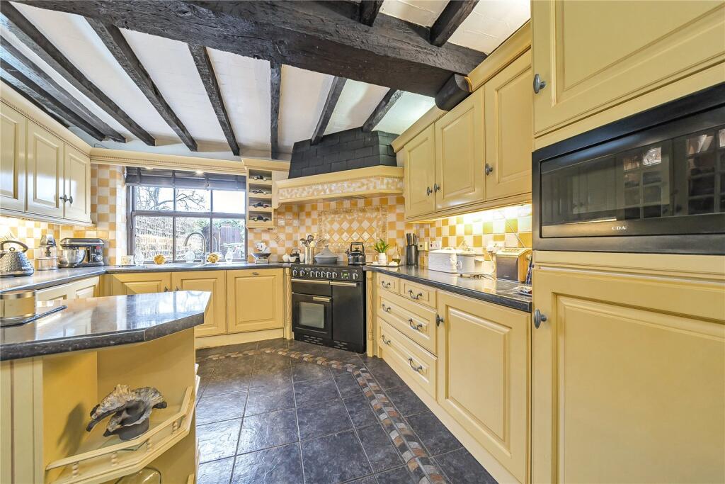 Additional image 4 of Church Farm Mews, Dosthill, Tamworth, Staffordshire, B77