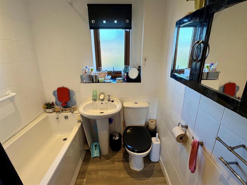 Additional image 10 of Clumber Drive, Gomersal, Cleckheaton