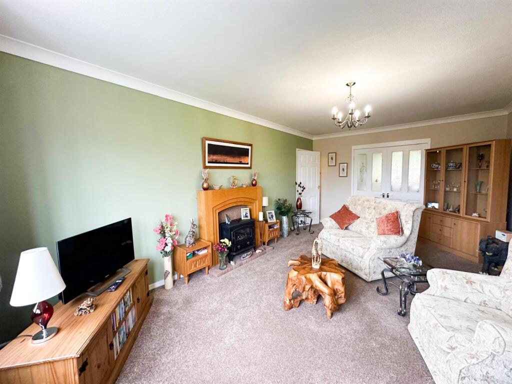 Additional image 19 of Winter Court, Allerton